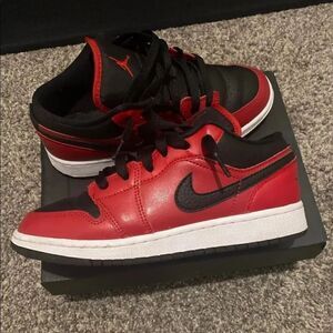 Air Jordan 1 low Reverse Bred Nike dunk yeezy